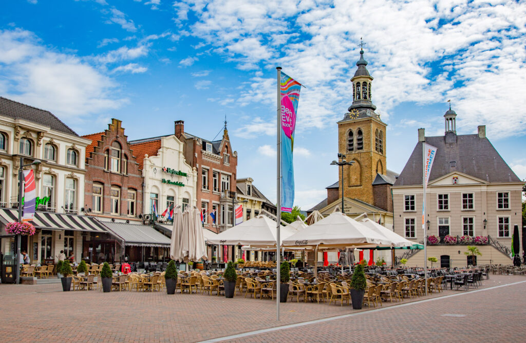 Afbeelding van de Oude Markt van Roosendaal.
