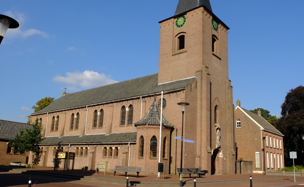 De kerk van Schijf, de plaats waar Vermunt Makelaardij actief is als makelaar Schijf.